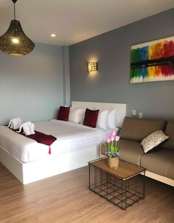 Db Residence Patong Luaran gambar