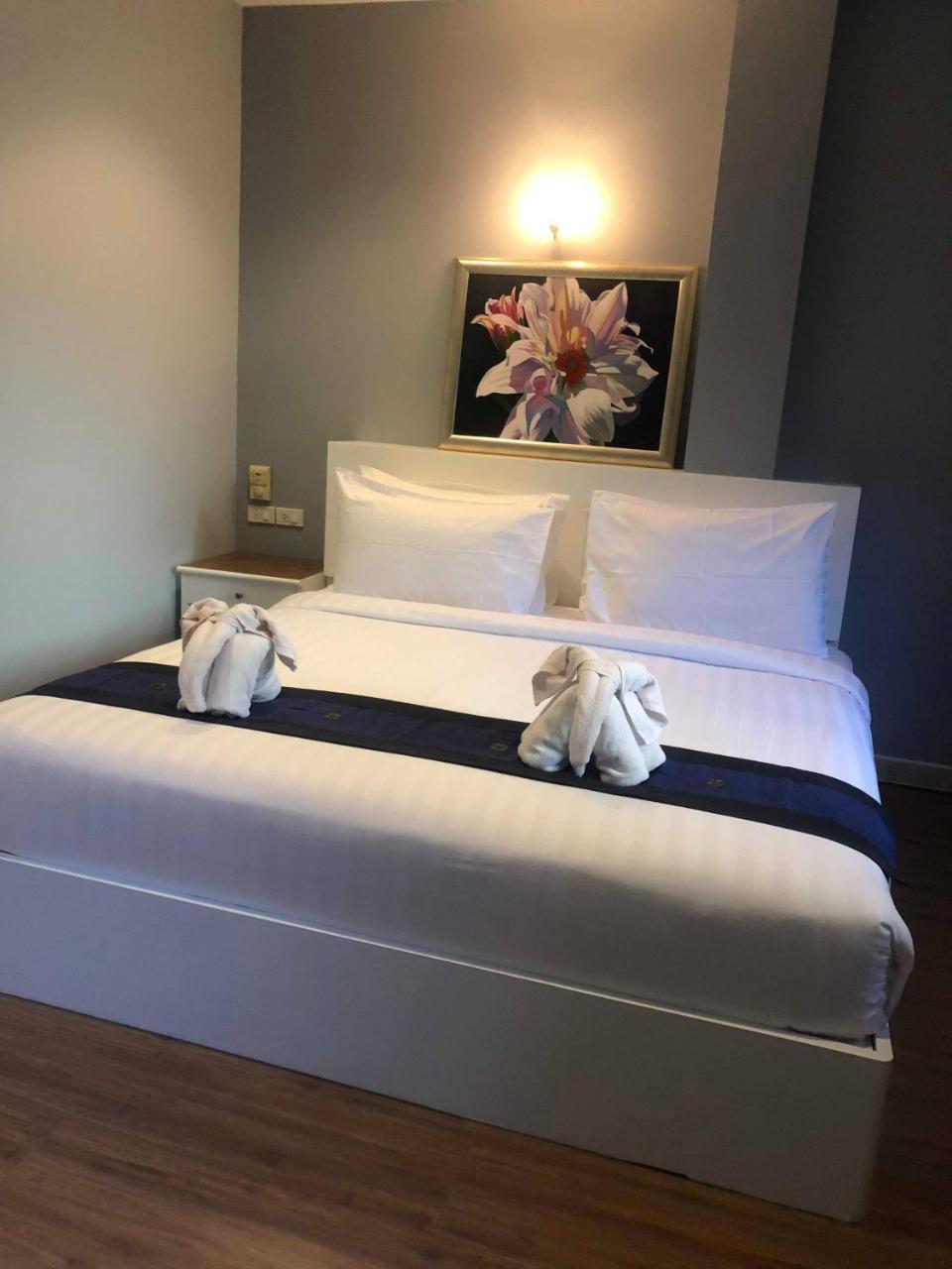 Db Residence Patong Luaran gambar