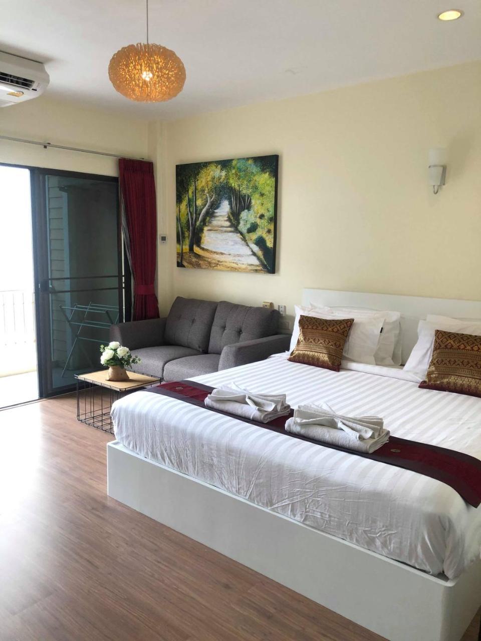 Db Residence Patong Luaran gambar